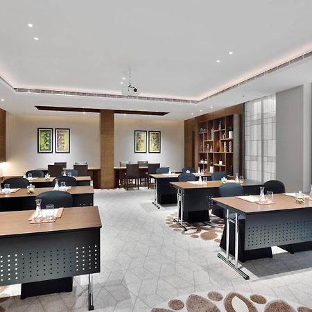 Courtyard By Marriott Raipur Ξενοδοχείο Εξωτερικό φωτογραφία