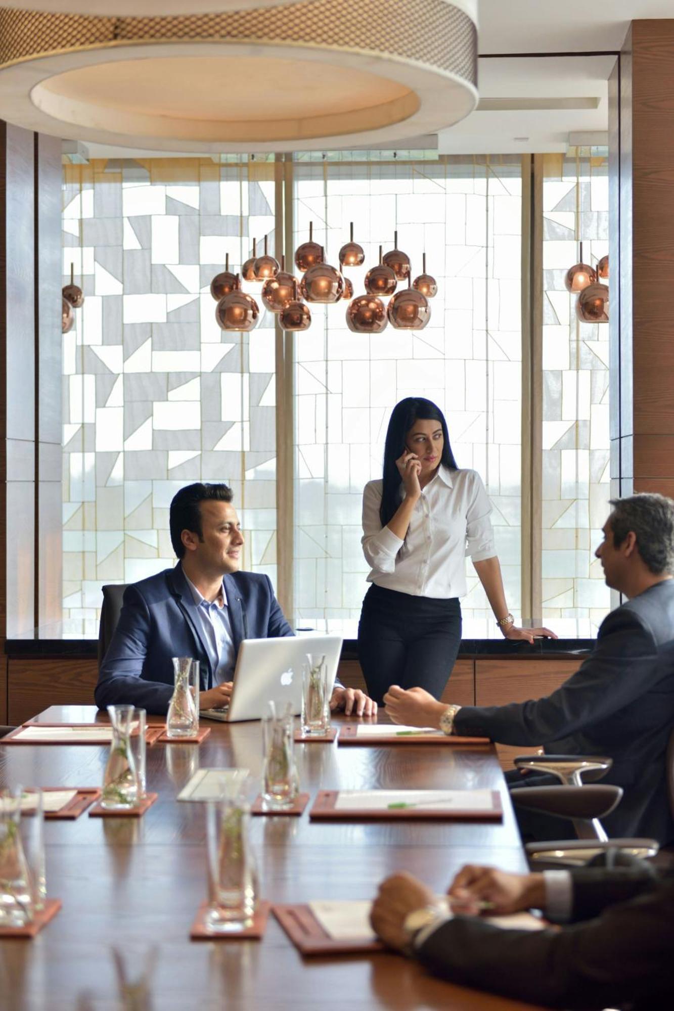 Courtyard By Marriott Raipur Ξενοδοχείο Εξωτερικό φωτογραφία