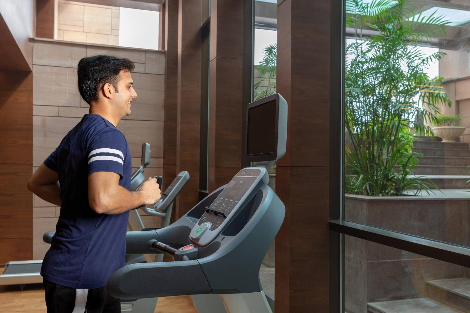 Courtyard By Marriott Raipur Ξενοδοχείο Εξωτερικό φωτογραφία
