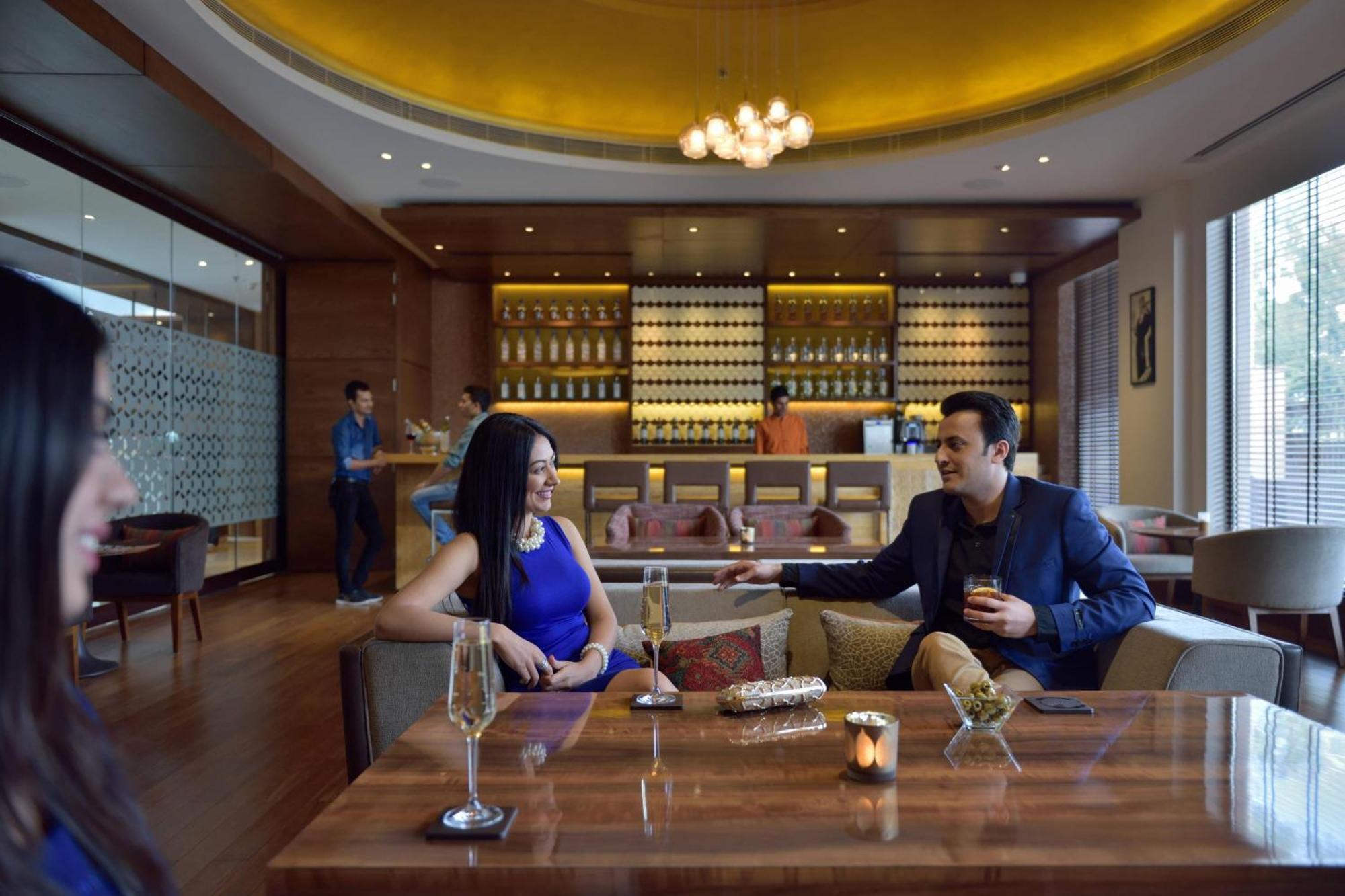 Courtyard By Marriott Raipur Ξενοδοχείο Εξωτερικό φωτογραφία