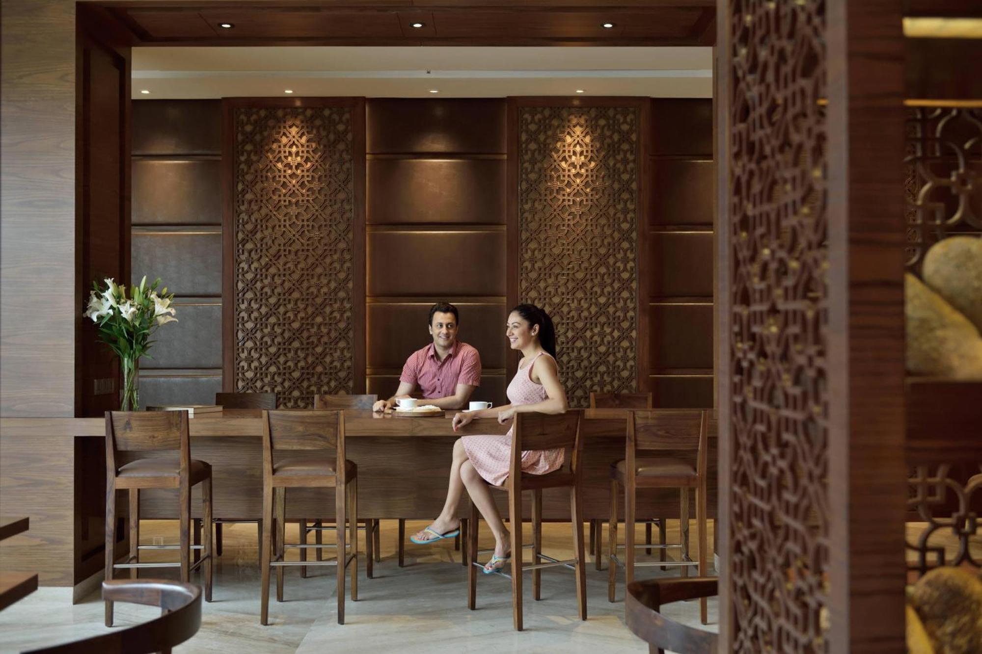 Courtyard By Marriott Raipur Ξενοδοχείο Εξωτερικό φωτογραφία